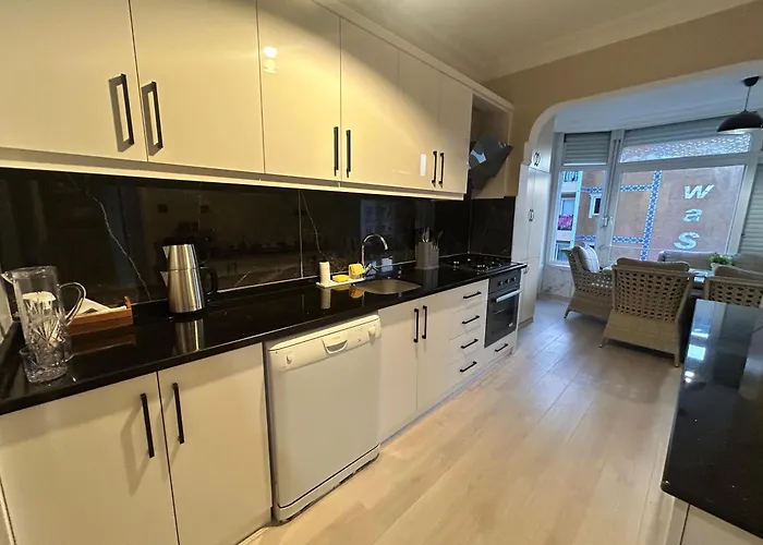 Апартаменти No 8 *